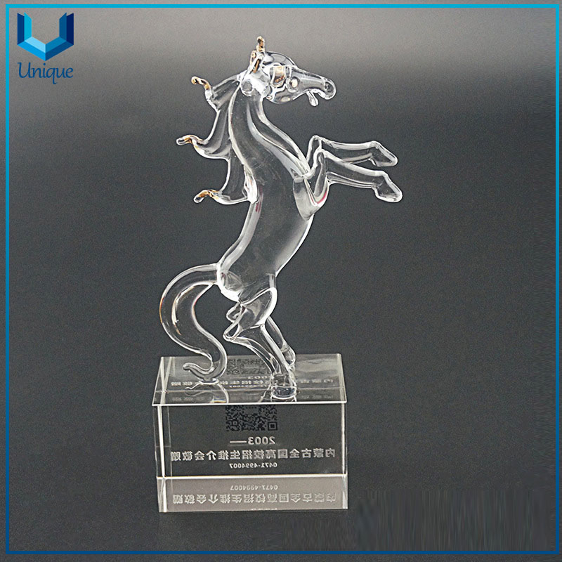 Available Stock Crystal horse Trophy, Customized sublimation logo souvenir blank crystal 3d horse Trophy