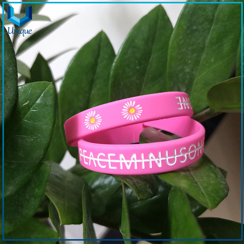 Silicone BraceletsCustom Silicone Wristbands 