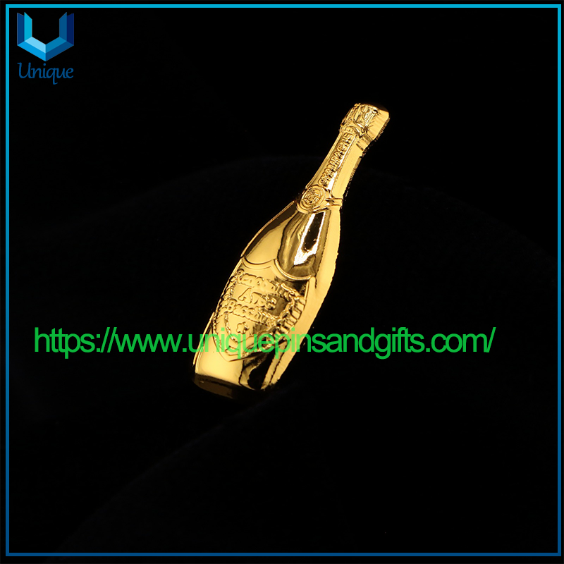 Custom Bronze Gold Plating Uppercase Letters A-Z Bottle Lapel Pin Brooch Badge
