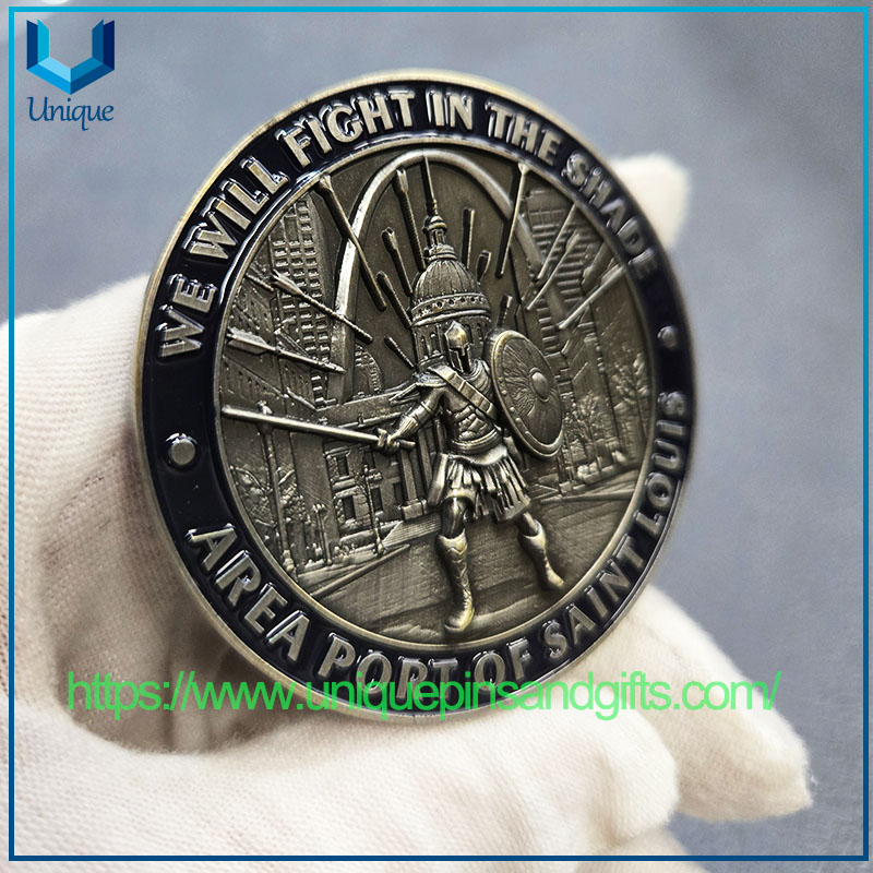 2.25&ldquo; antique bronze+antique silver two tone plating Police coin (2)