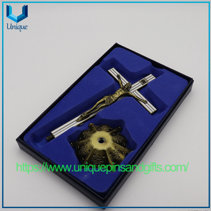 Wholesale Office Home Desk Metal Handicraft Ornaments, Jesus Cross Ornaments, Car Ornaments Hanging Decorations