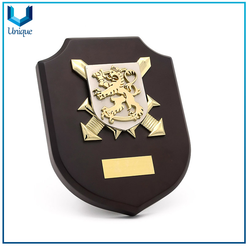 Qatar Gold Medal with Gift Box packing, Customize Design Wood Plaque, Military Metal Medal with Wood for Souvenir Gifts, Low MOQ
