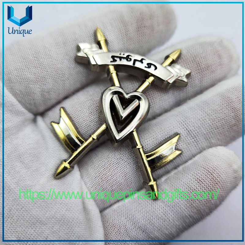 Customized Metal Badge 3D Gold-plated Emblem with Pakistani National Flag Logo