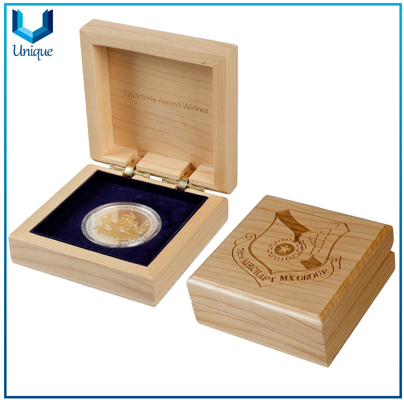 Factory Price New Design Custom Maple Gift Wooden Coin Display Box