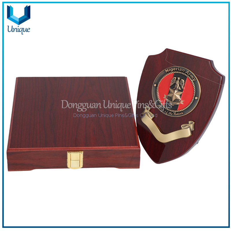 Custom Medal of Honor with Wooden Holder, 3D Metal Plaque Medals with Ribbon, Commemorative Coin Display Box