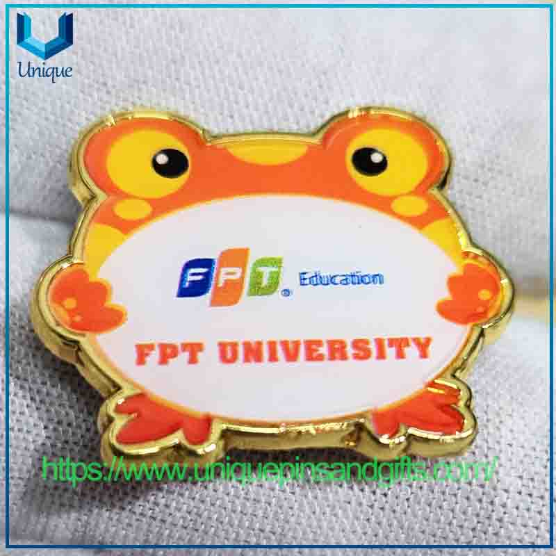 Custom Design Metal Brooch Lapel Pin Hard Soft Enamel Badge with Strong Magnetic