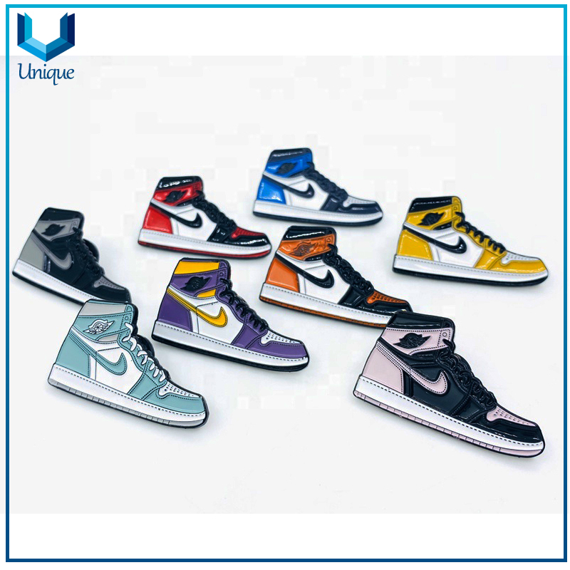 Customize Fashion Shoe Pin, NFC Sneakers Lapel Pin, Enamel Metal Emblem for Promotional Gift