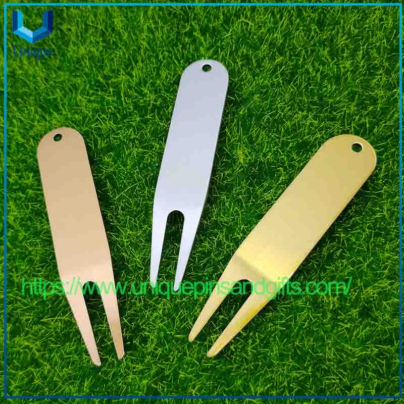 Custom Design Golf Ball Fork Metal Golf Putting Green Fork Golf Grass Repair Tool Blank Logo Golf Divot Tool