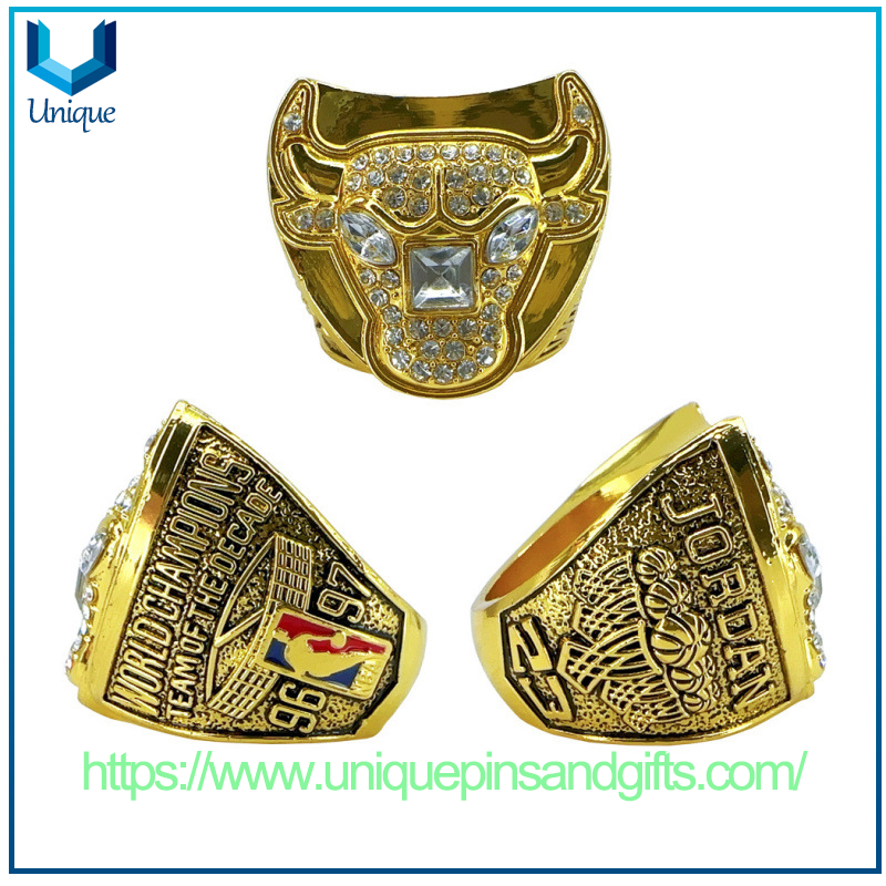 Customize Championship Finger Ring Flip-open Rotating Bulls Sports Souvenir Gift Championship Finger Ring