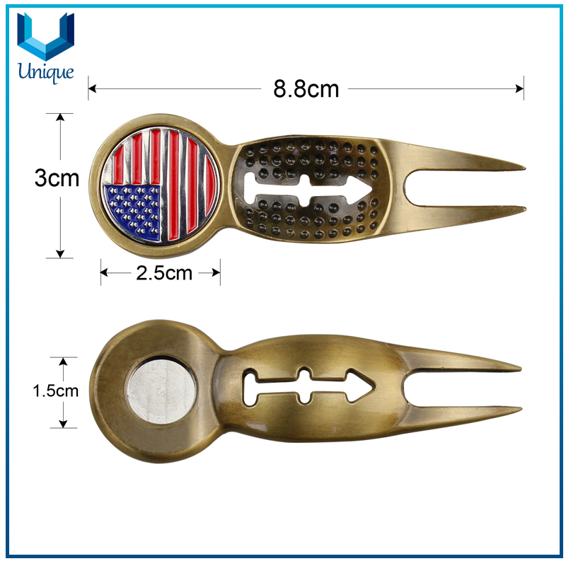 Antique Brass Plated Golf Divot Tool, Golf Hatclip with Ballmarker in set with Gift Box Packing,Customize Design Golf Accessory Tools in Set for Promotional Gifts 