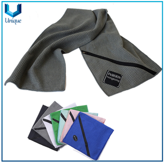 Cooling Microfiber Towel, customize Logo waffle Golf Towel with Portable Zipper Pocket, Sport fashion Towel for Promotional Gifts