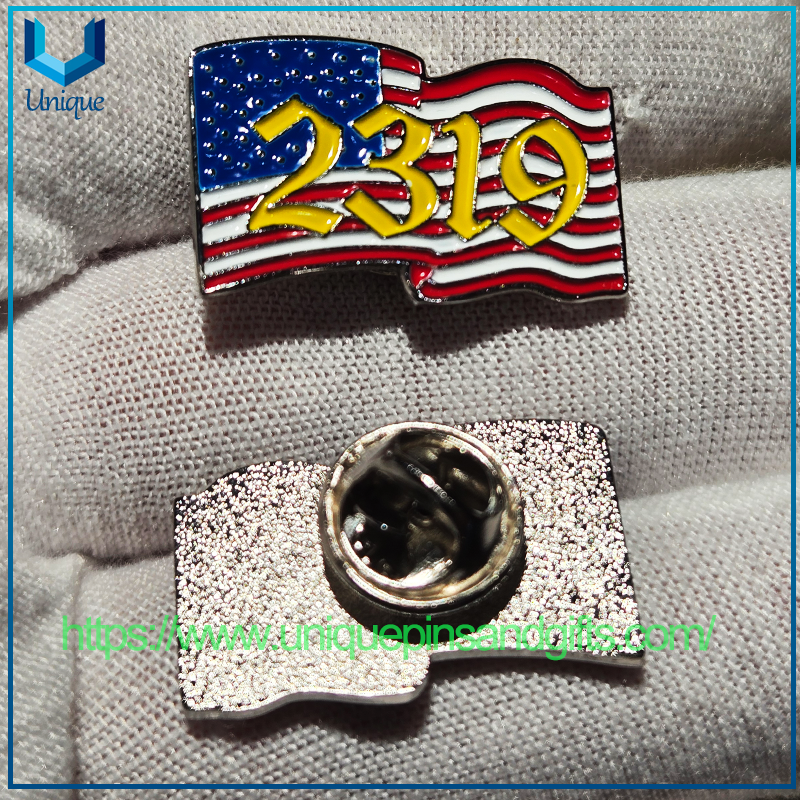 Custom-designed Charming 3D Metal Badges National Flag Badges with Butterfly Clasps