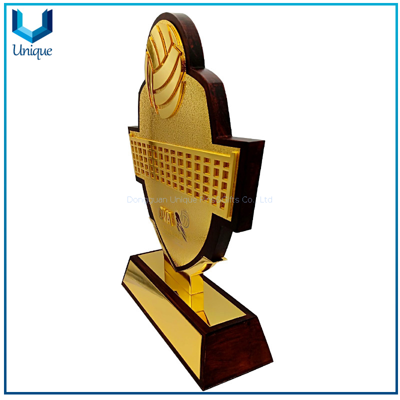 China Factory Wholesale Custom Trophy Game Medals And Trophies