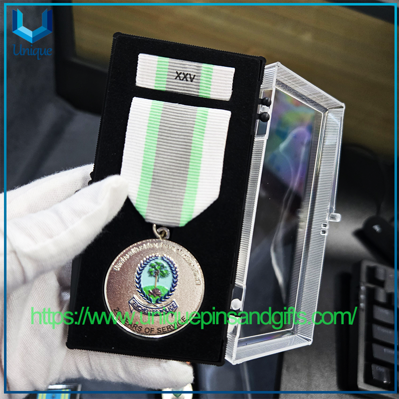 Custom Distinguished Service Police Medal Seychelles Silver Enamel Award Medal with Ribbon
